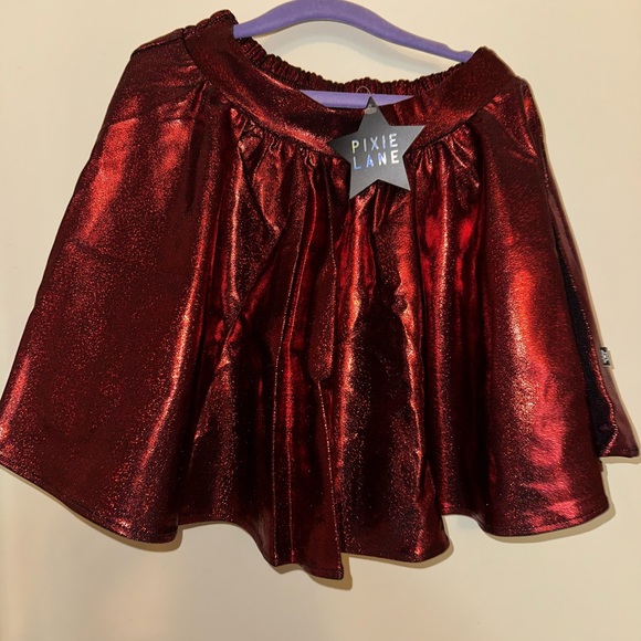 Pixie Lane size 11/12 Shimmering Red Skirt - Picture 1 of 1